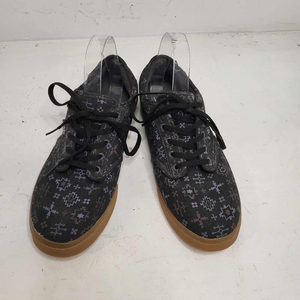 Vans Abstract Print Low Top Lace Up Sneaker Size 10